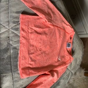 Vital  seamless crop